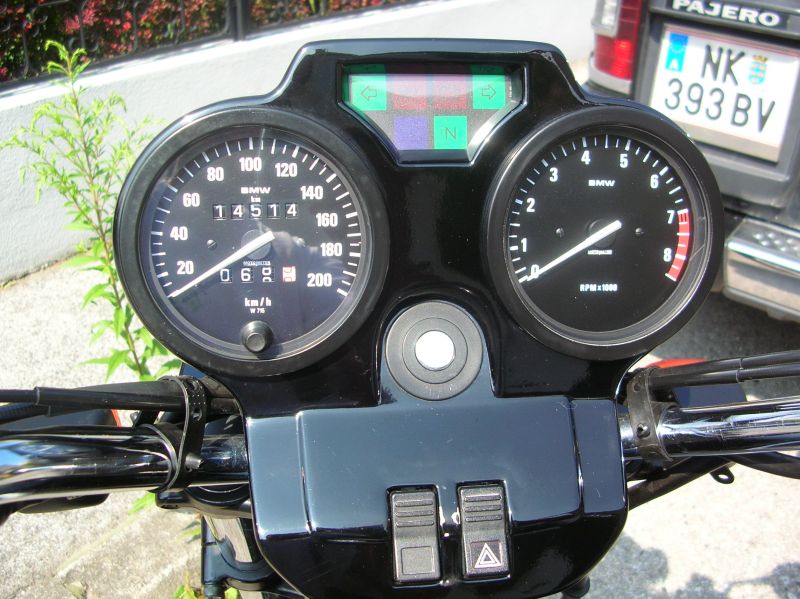 bmw_r100r_06.jpg